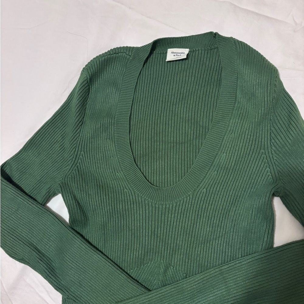 Abercrombie & Fitch Forest Green V-Neck Sweater
